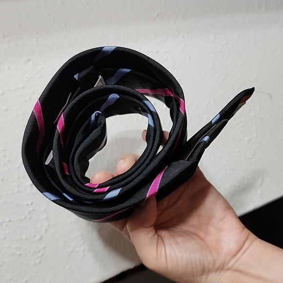 Peter Millar Men's Tie - Picture 9 of 9